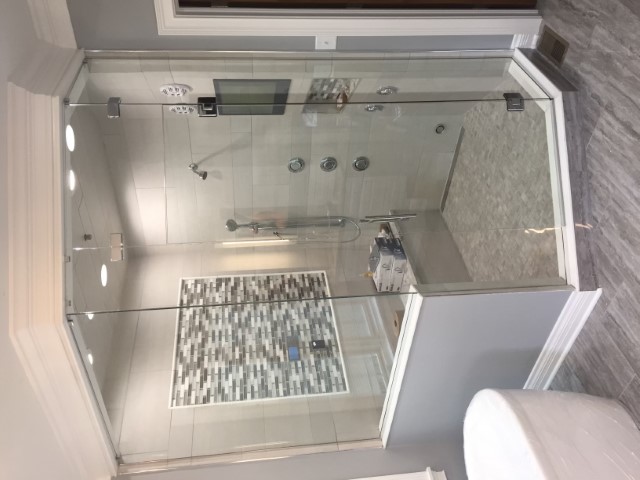 Large Corner Steam Shower With Chrome Clips