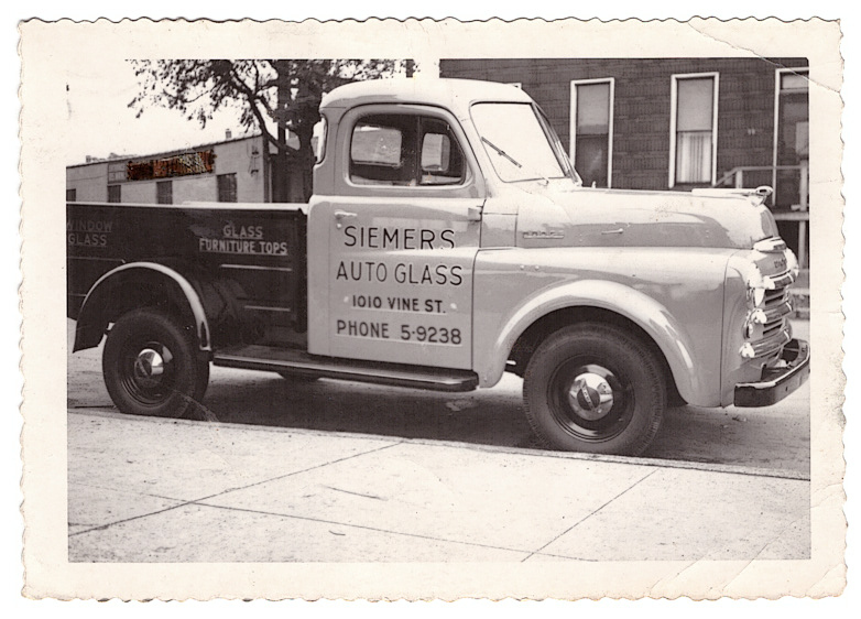 Siemers Work Truck OLD Days 1949 First Mobile Truck